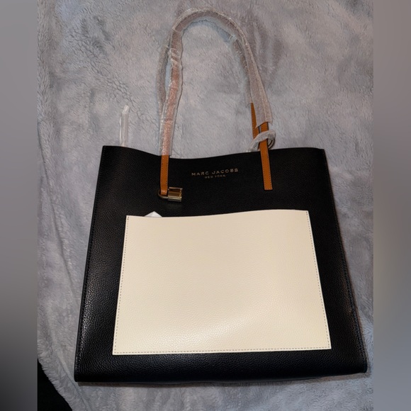 Marc Jacobs Grind Colorblock Leather Tote Bag in Smoked Almond Multi - Picture 3 of 10